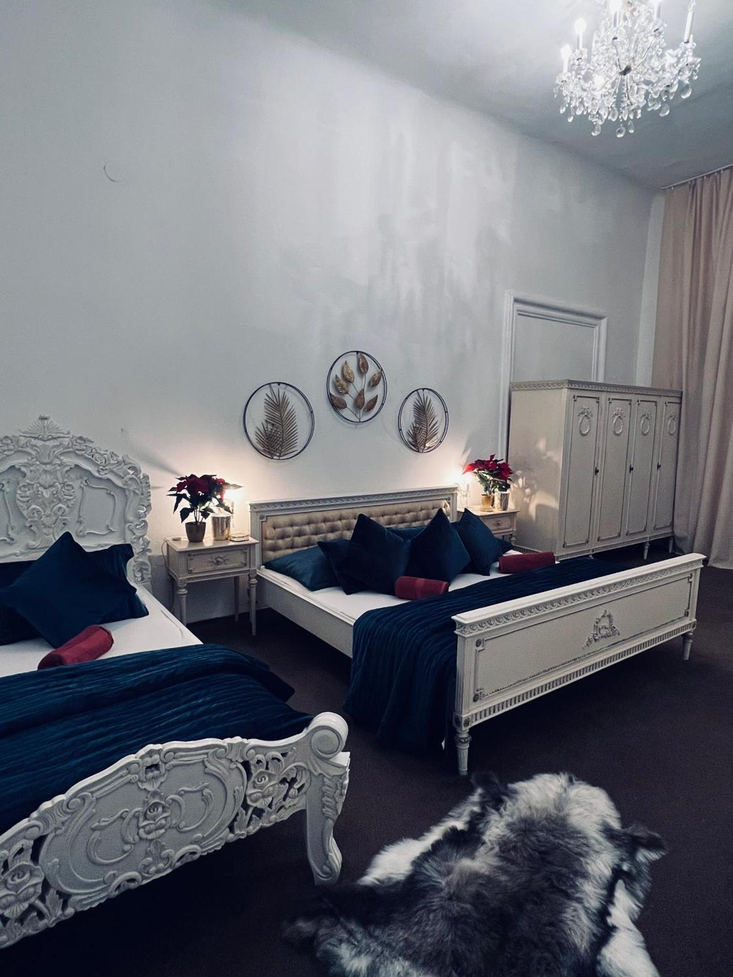 Csaky Palace 1 Apartment Pressburg